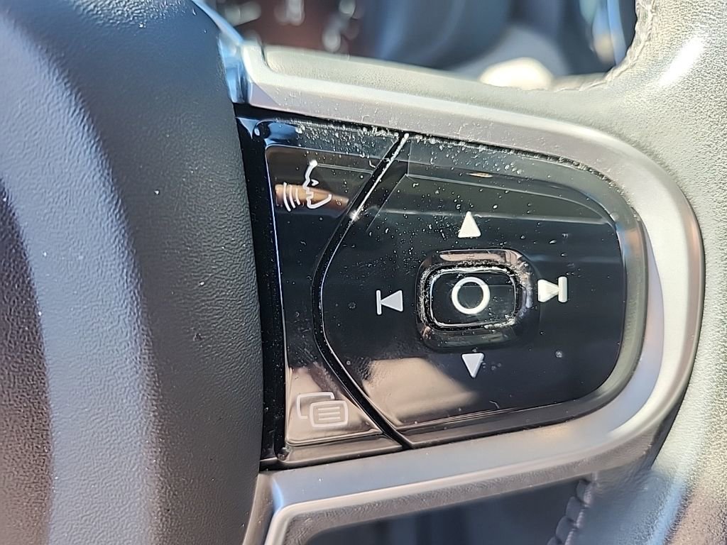 Used 2021 Volvo XC60 T5 Inscription w/ Advanced Package image 29