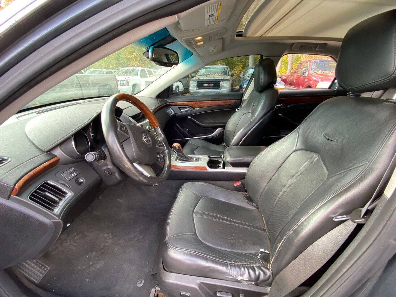 Used 2008 Cadillac CTS 3.6 w/ Luxury Level Two Package RWD image 9