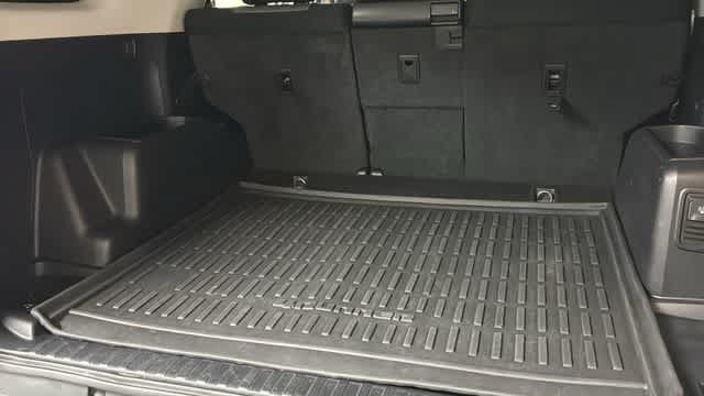 Used 2018 Toyota 4Runner SR5 RWD image 28