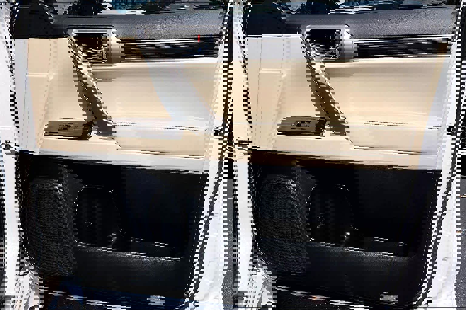 Used 2021 Lexus GX 460 Premium w/ Premium Package image 21