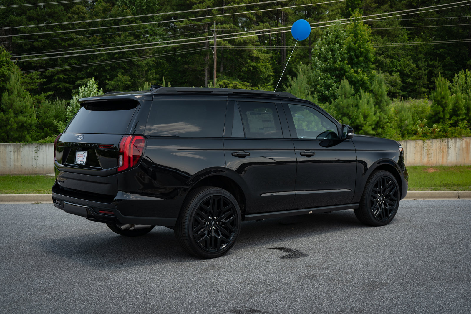 New 2026 Ford Expedition Platinum w/ Stealth Performance Package AWD/4WD image 18