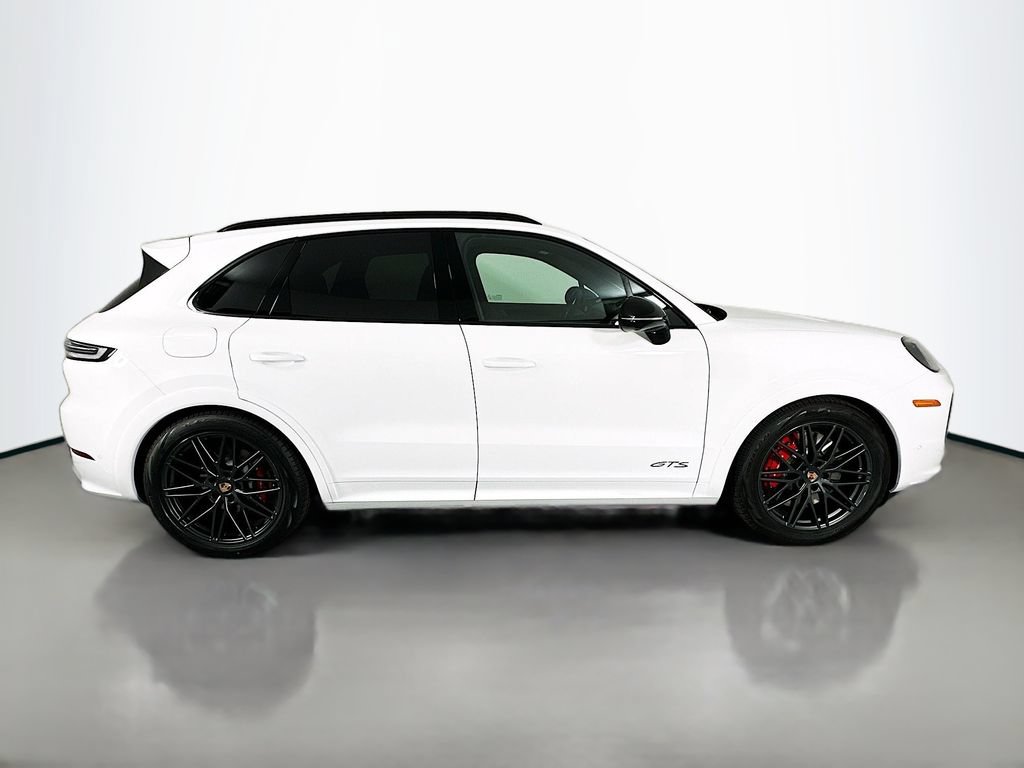 New 2026 Porsche Cayenne GTS AWD/4WD image 8