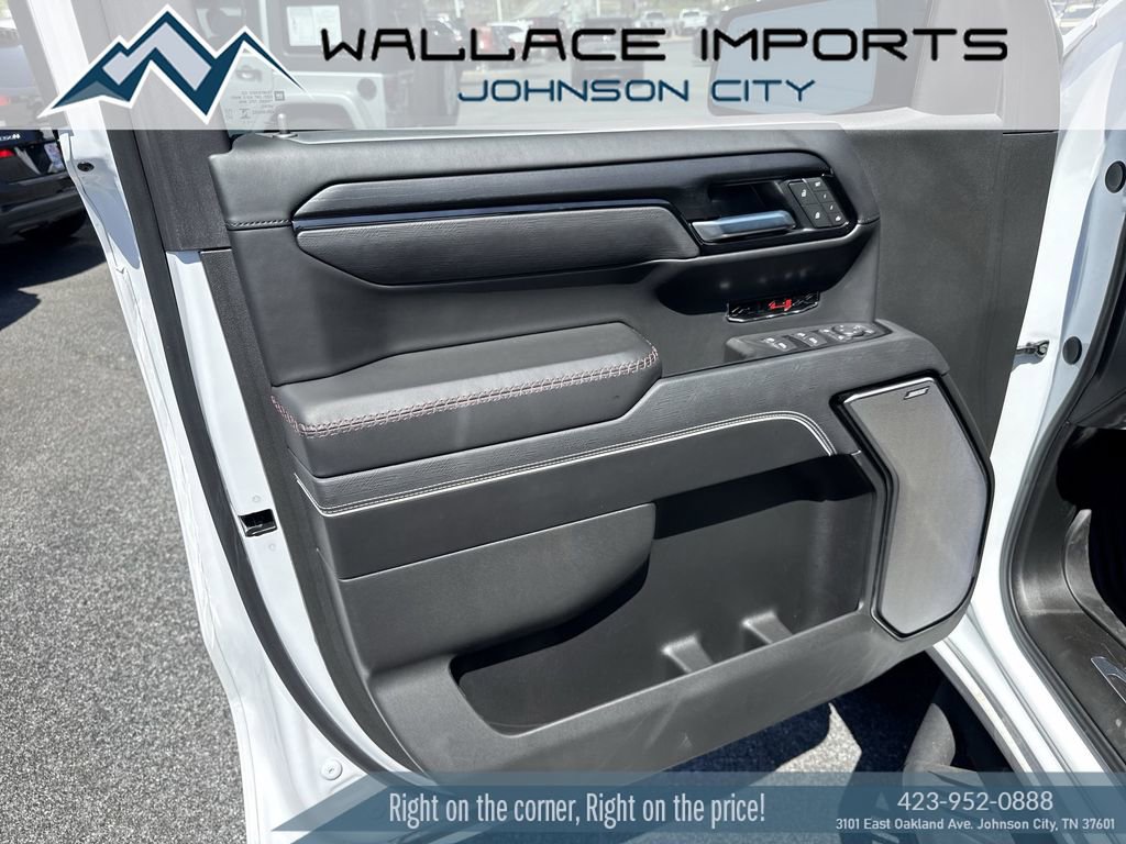 Used 2025 GMC Sierra 1500 AT4X AWD/4WD image 13