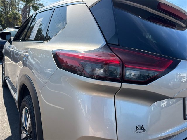 Used 2022 Nissan Rogue Platinum w/ Head-Up Display Package image 10