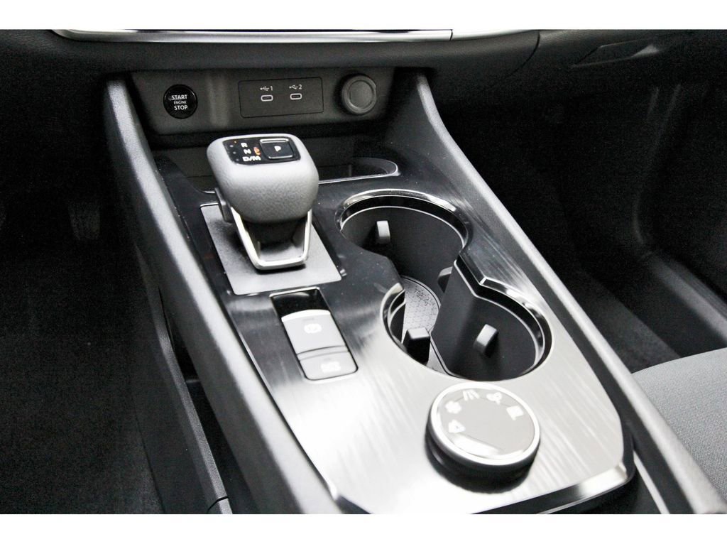 Certified 2024 Nissan Rogue S image 24