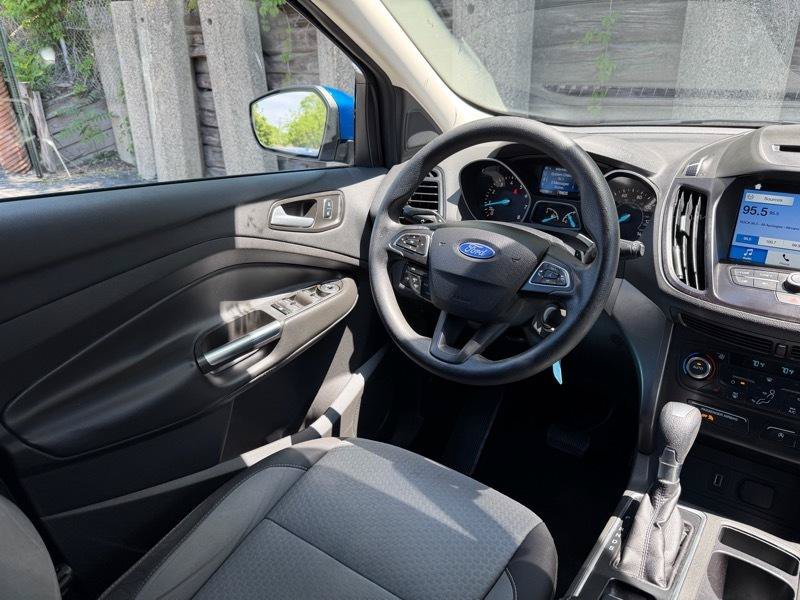 Used 2017 Ford Escape SE w/ Equipment Group 201A AWD/4WD image 14