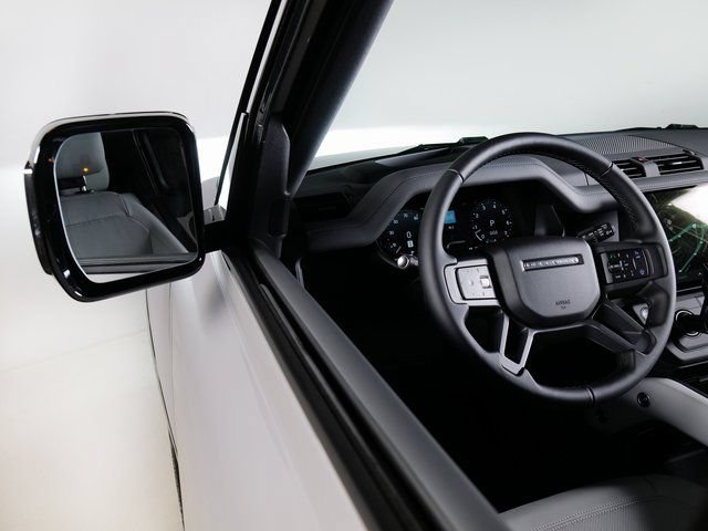 New 2026 Land Rover Defender 110 X-Dynamic SE AWD/4WD image 24