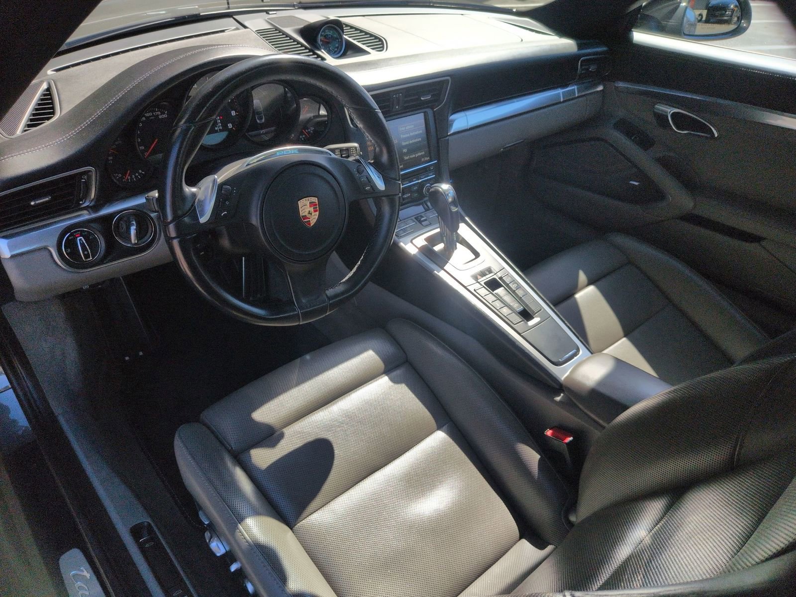 Certified 2015 Porsche 911 Targa 4S AWD/4WD image 21