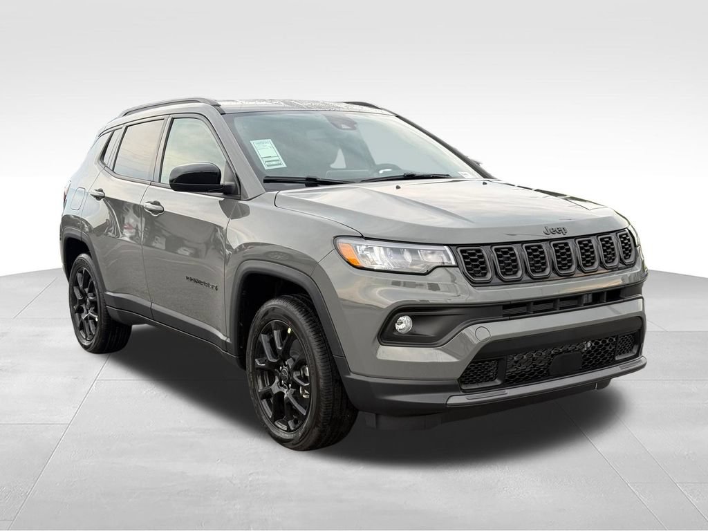 New 2026 Jeep Compass Latitude AWD/4WD image 30