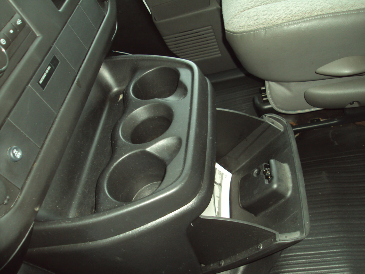 Used 2013 Chevrolet Express 1500 AWD image 20