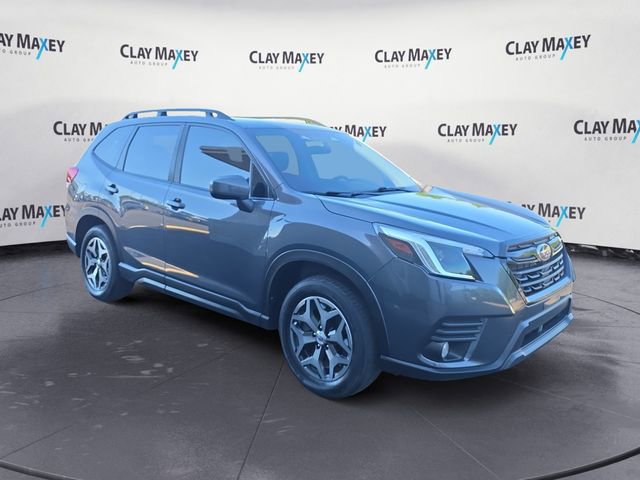 Used 2022 Subaru Forester Premium AWD/4WD image 7