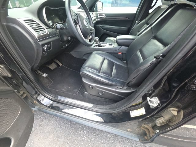Used 2019 Jeep Grand Cherokee Limited w/ Luxury Group II AWD/4WD image 9