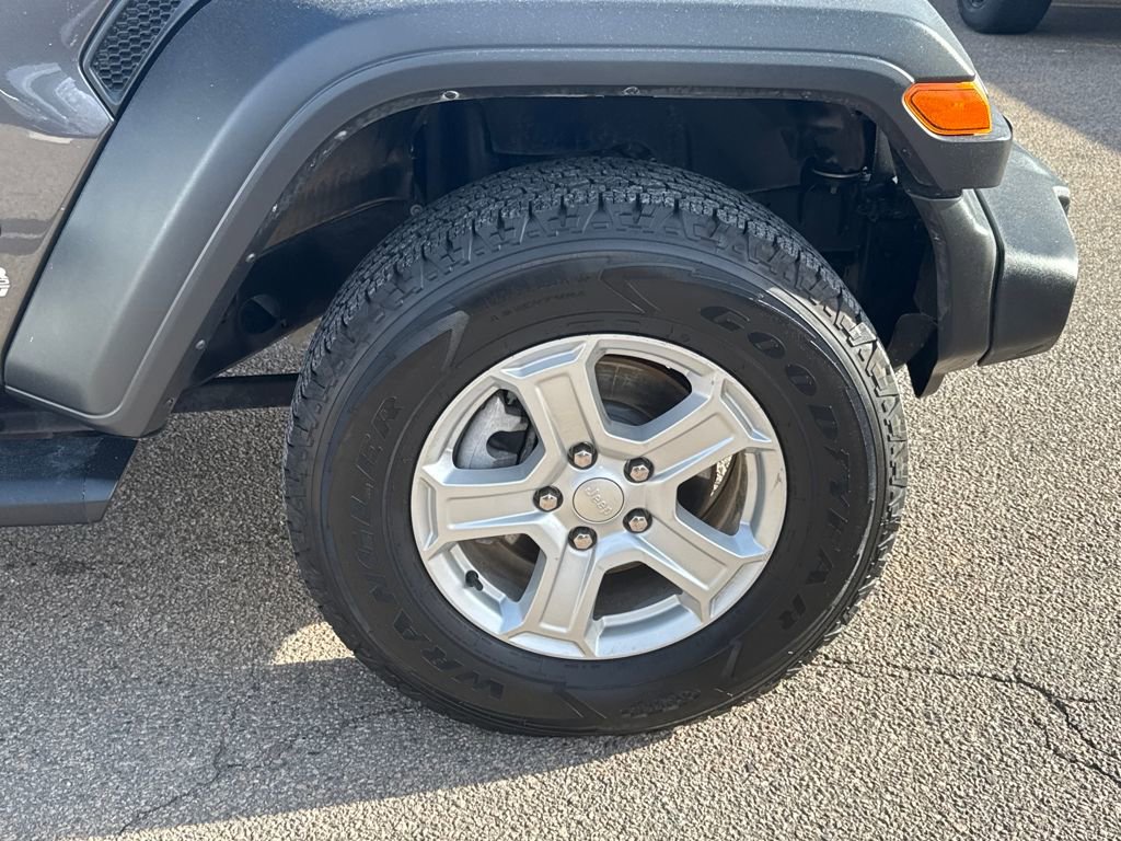 Used 2021 Jeep Wrangler Unlimited Sport image 41