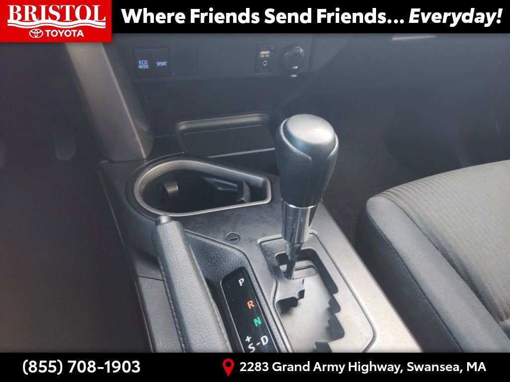 Used 2016 Toyota RAV4 LE image 21