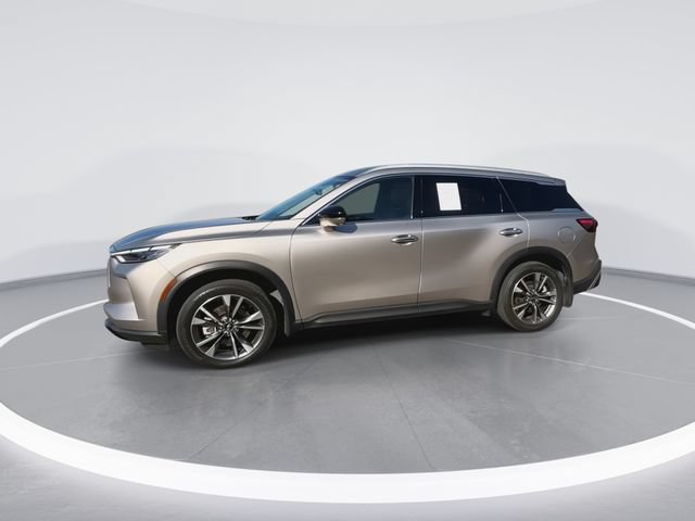 Used 2023 INFINITI QX60 Luxe w/ Cargo Package FWD image 6