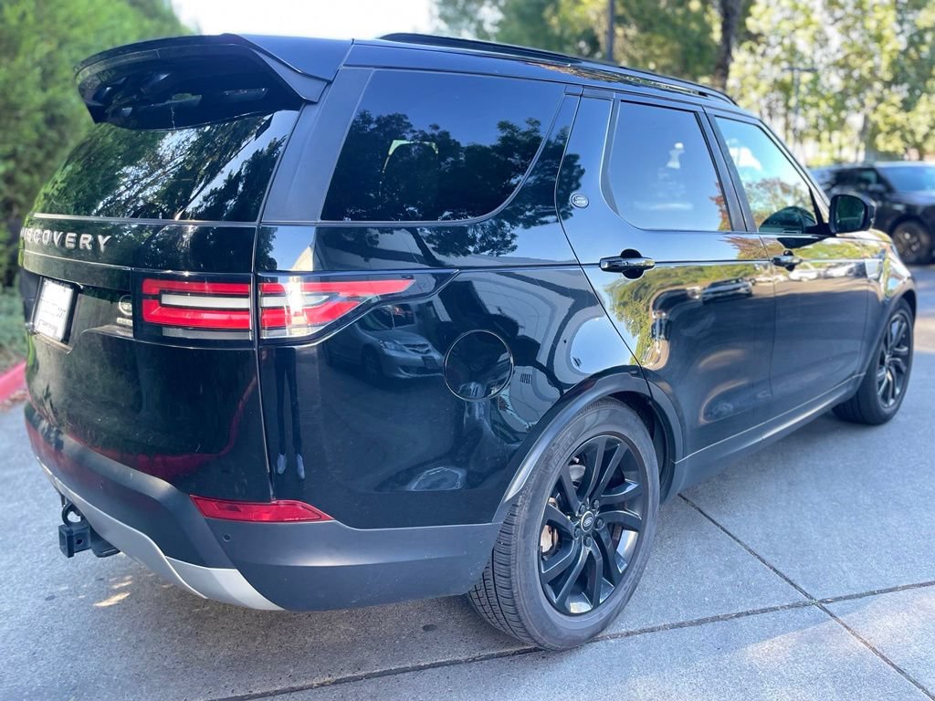 Used 2018 Land Rover Discovery HSE AWD/4WD image 4