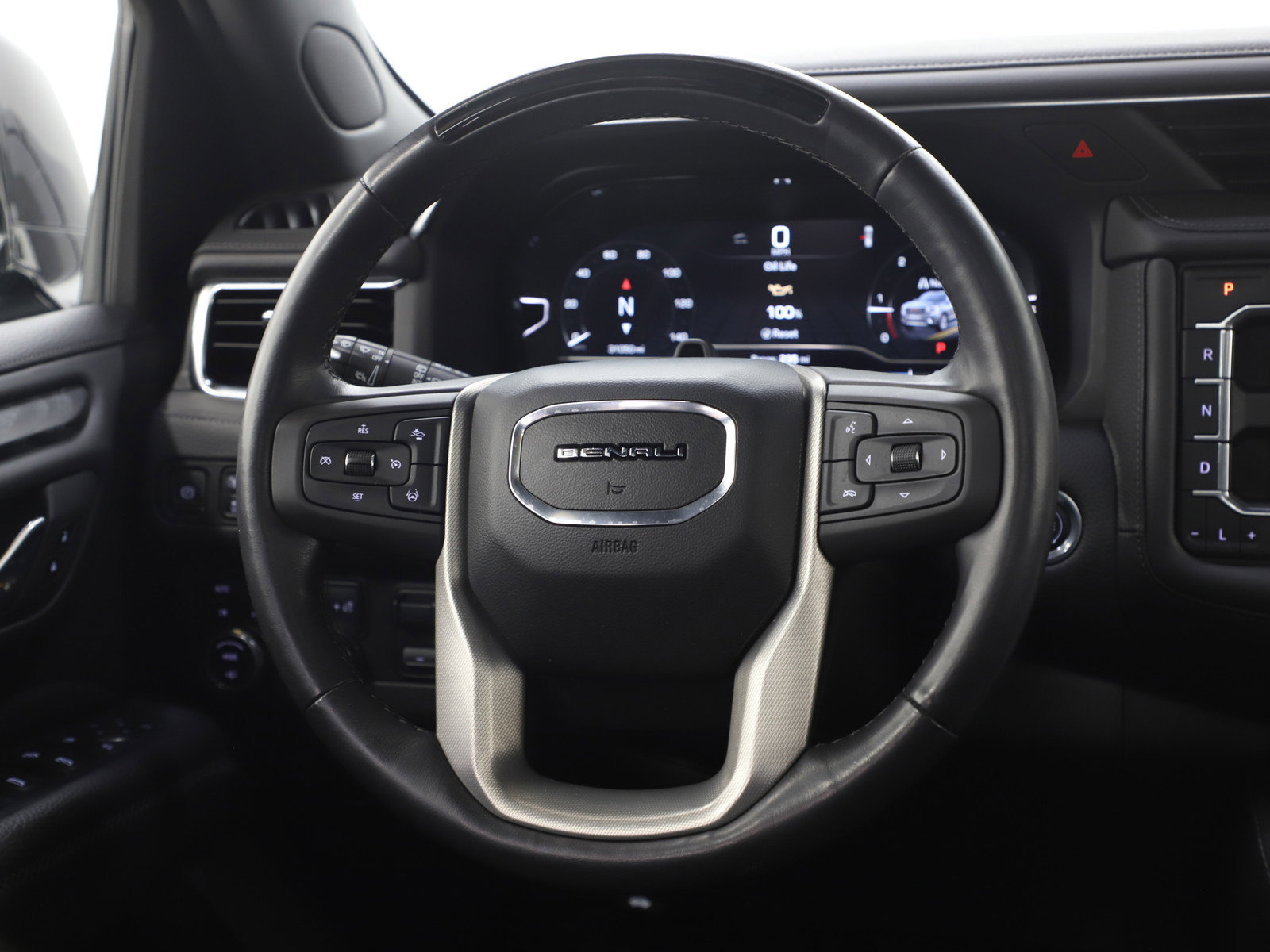 Used 2023 GMC Yukon Denali w/ Denali Reserve Package AWD/4WD image 19