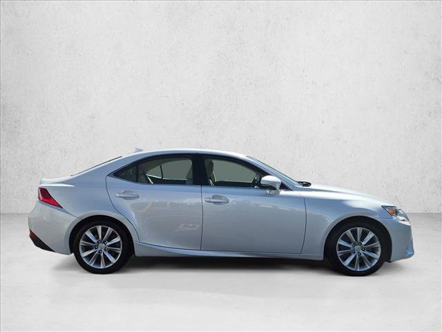 Used 2016 Lexus IS 200t RWD image 4