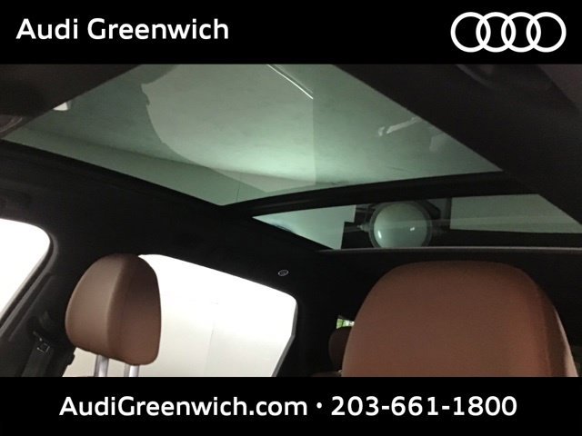 Certified 2023 Audi Q7 2.0T Premium w/ Towing Package AWD/4WD image 16