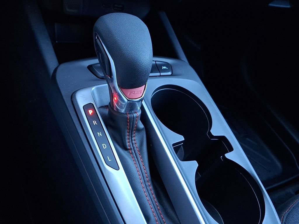 Used 2024 Chevrolet Trax RS w/ Sunroof Package FWD image 17