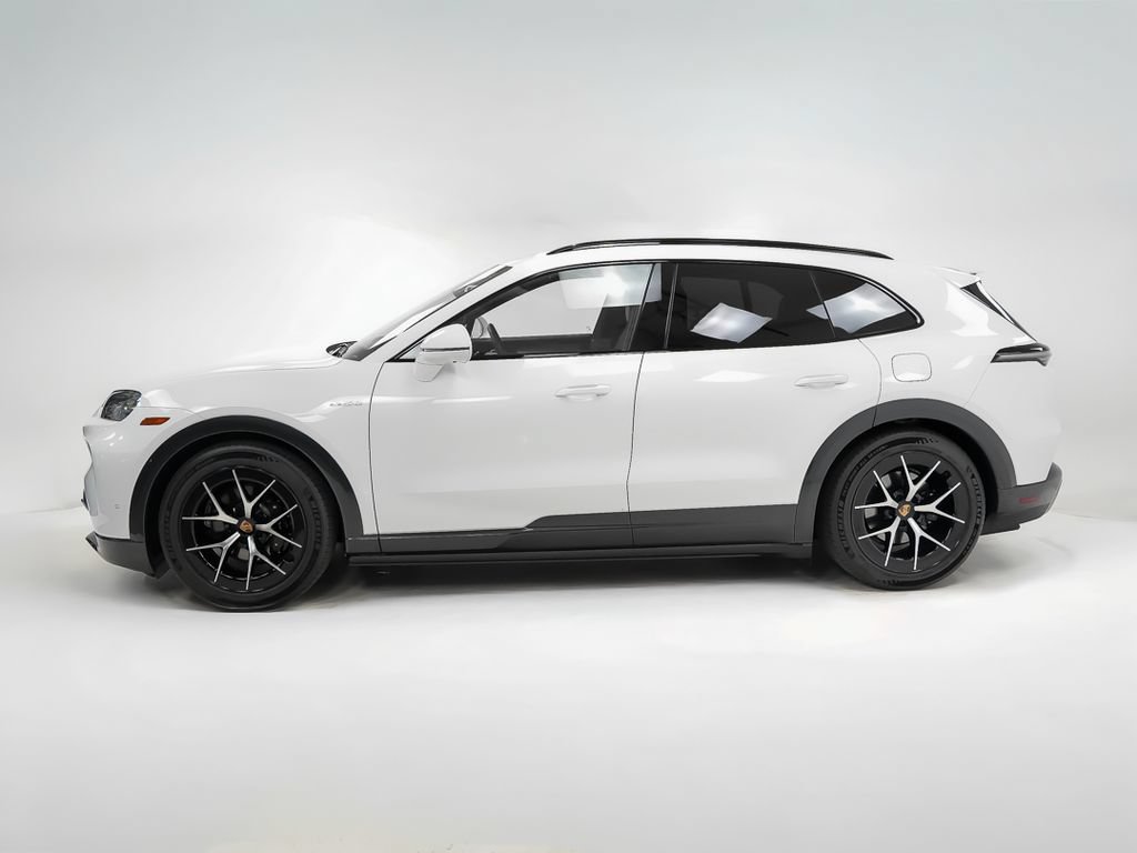 New 2026 Porsche Cayenne Electric AWD/4WD image 2