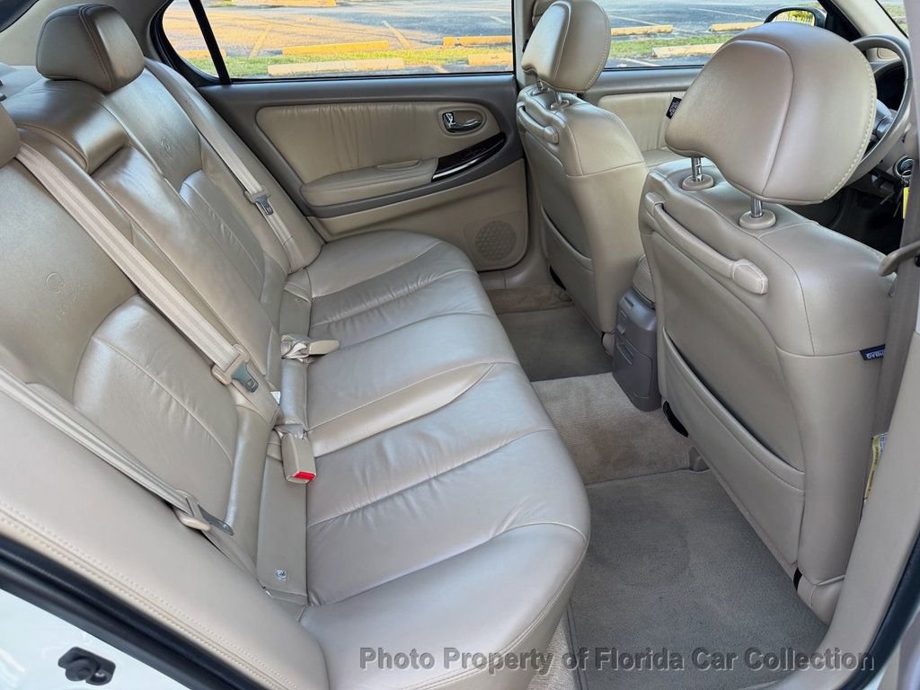 Used 2001 INFINITI I30 Sedan Touring image 38