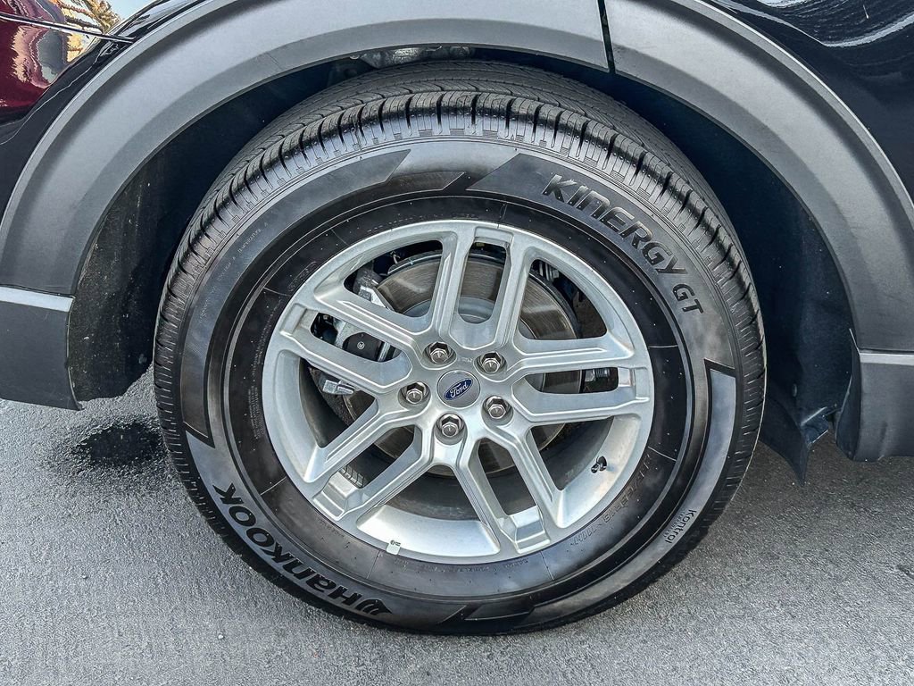 Used 2026 Ford Explorer Active RWD image 13