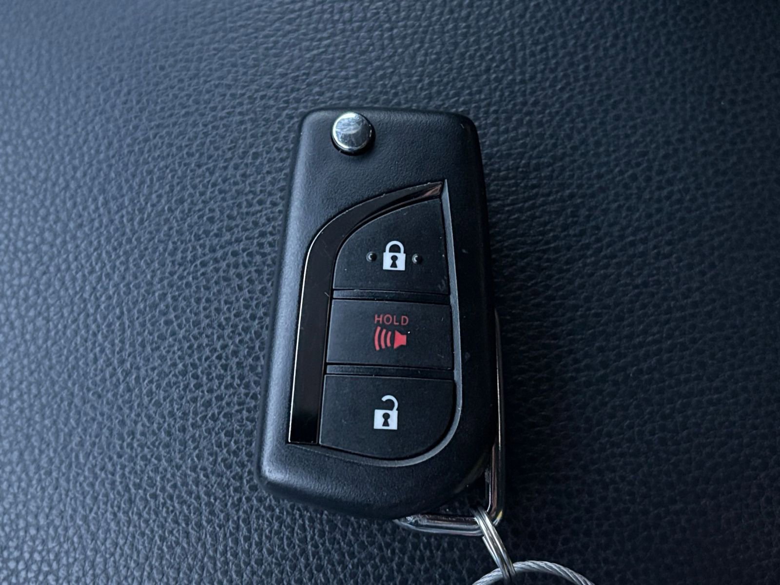 Used 2025 Toyota RAV4 LE image 22