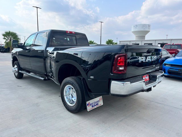 New 2027 RAM 3500 Tradesman AWD/4WD image 5