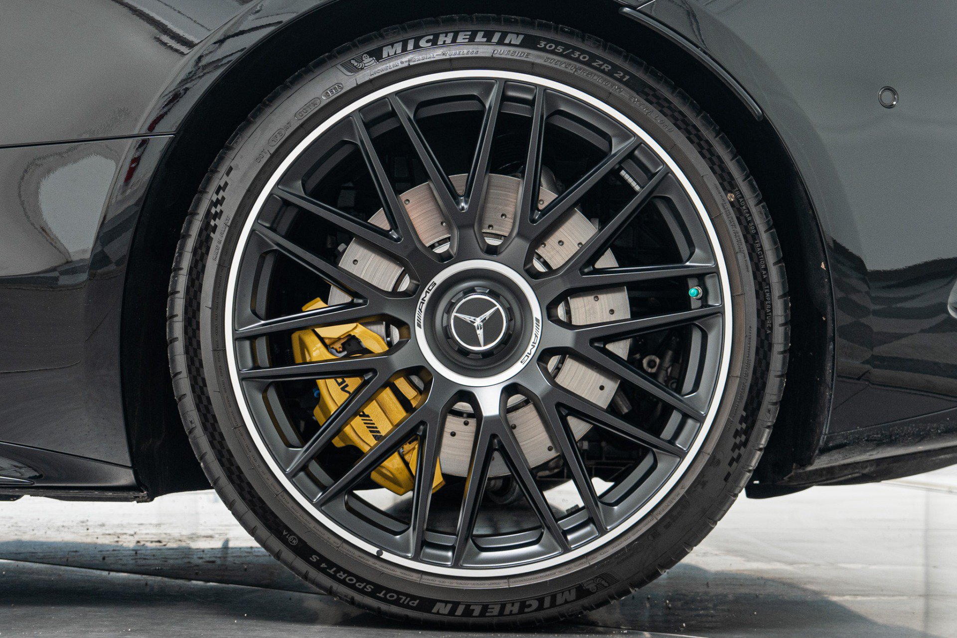 Used 2023 Mercedes-Benz SL 63 AMG 4MATIC image 11