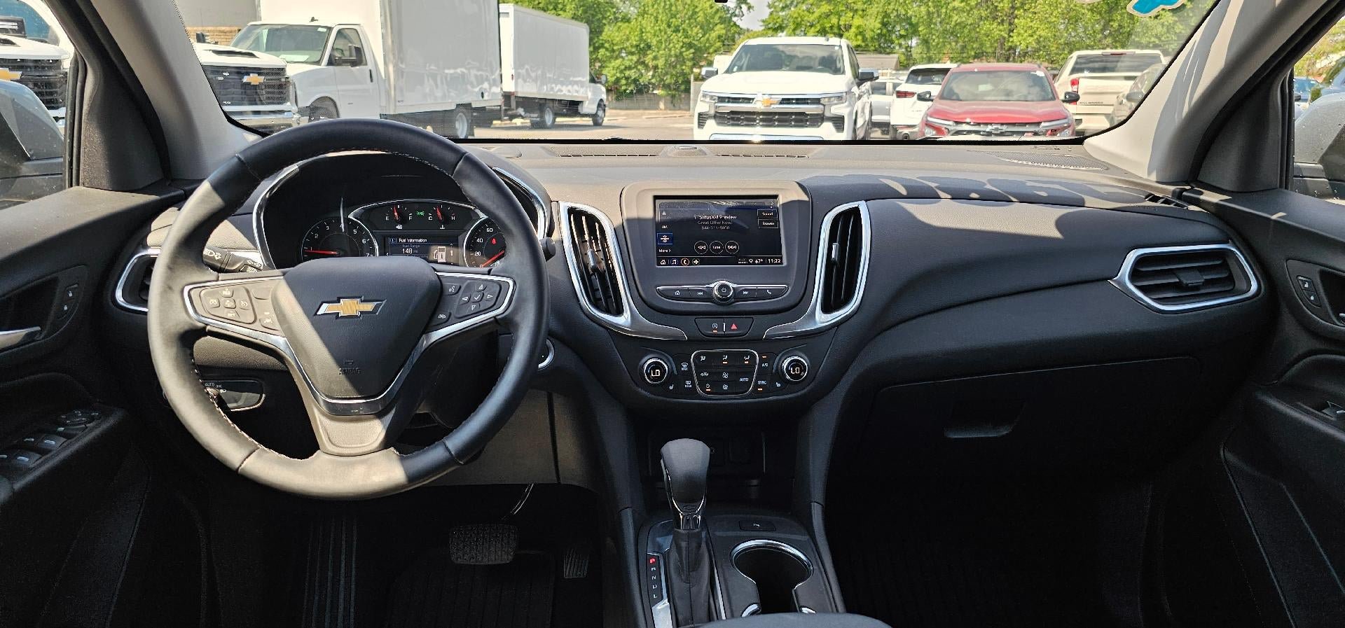 Used 2024 Chevrolet Equinox LT FWD image 12
