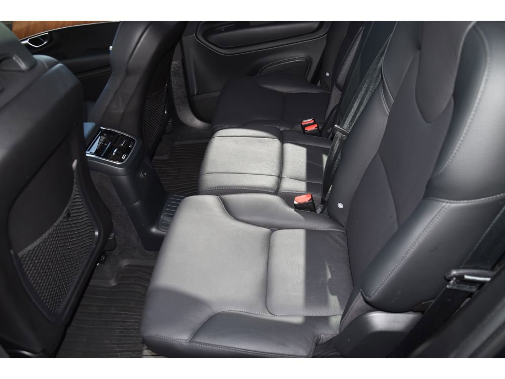 Used 2024 Volvo XC90 T8 Plus w/ Protection Package image 17