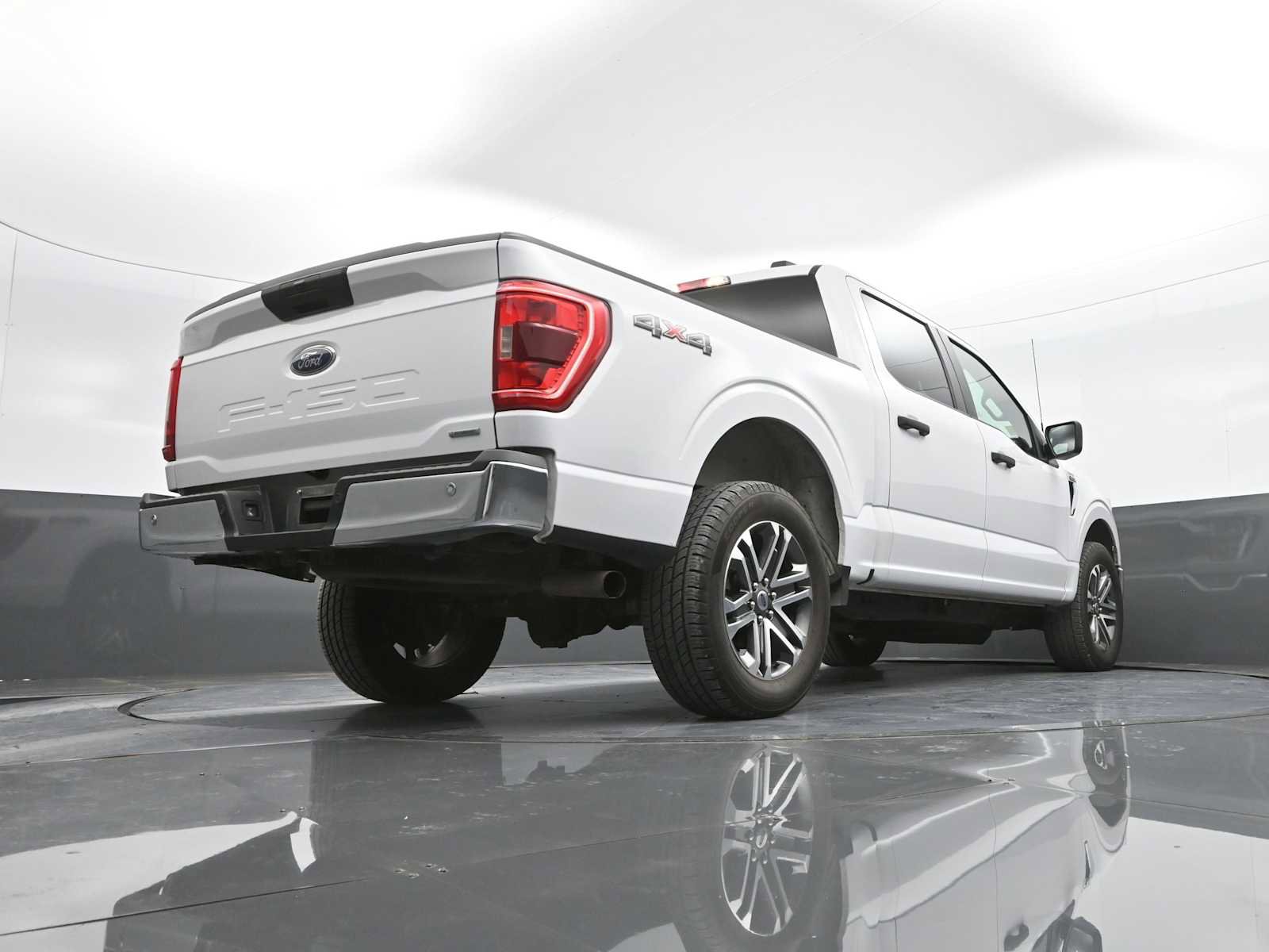 Used 2022 Ford F150 XLT image 35