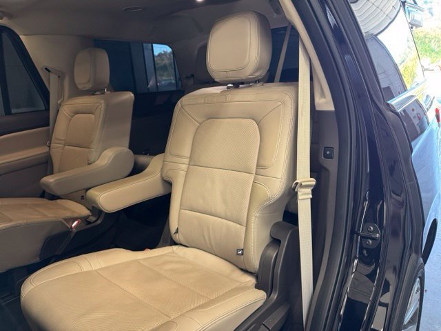 Used 2024 Lincoln Navigator Reserve AWD/4WD image 22