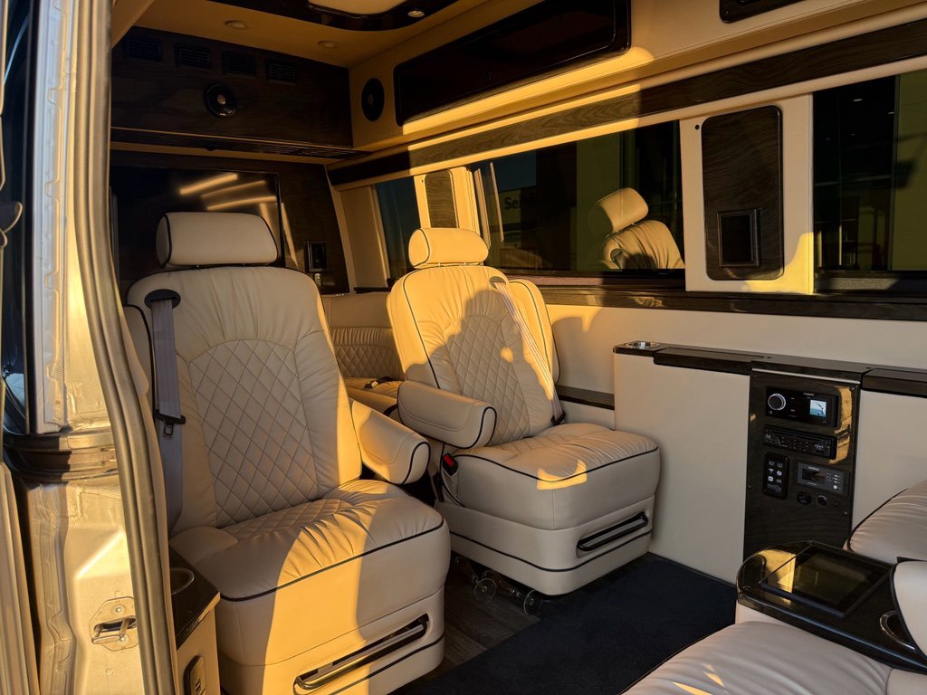 Used 2019 Mercedes-Benz Sprinter 170 image 12