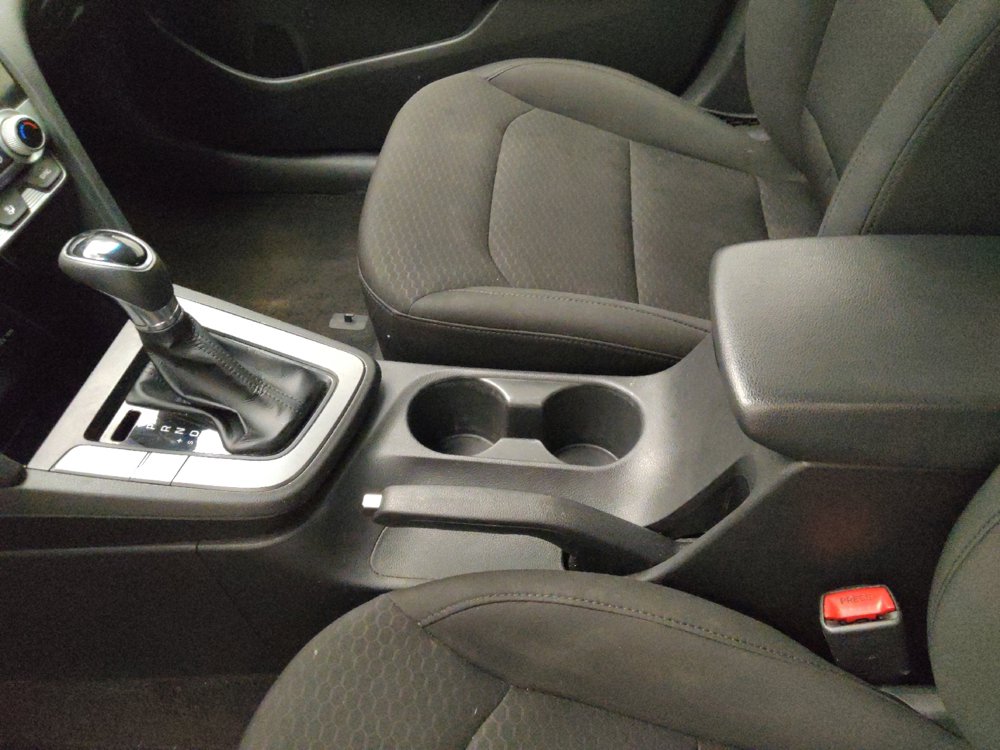 Used 2020 Hyundai Elantra SEL w/ Cargo Package (C1) FWD image 26