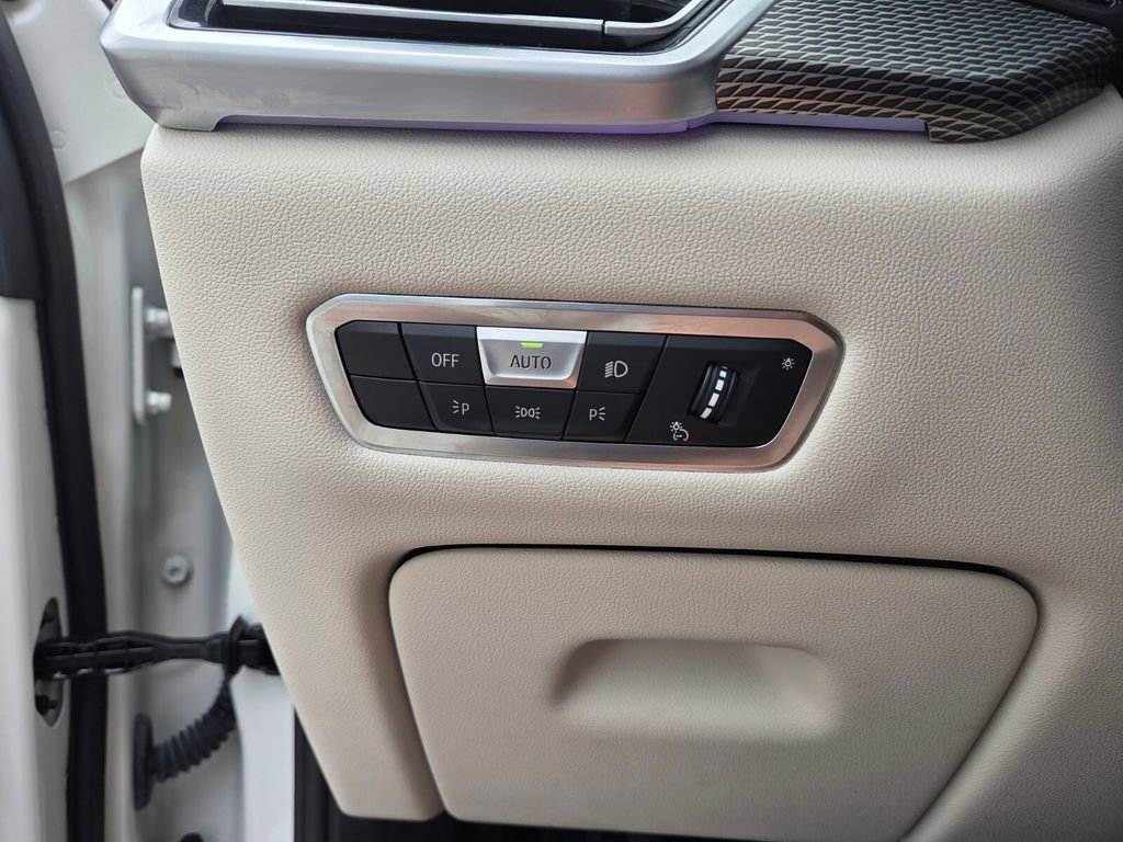 Used 2023 BMW X5 M50i w/ Dynamic Handling Package image 18
