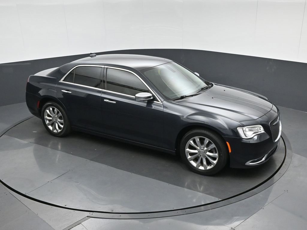 Used 2018 Chrysler 300 Limited image 52