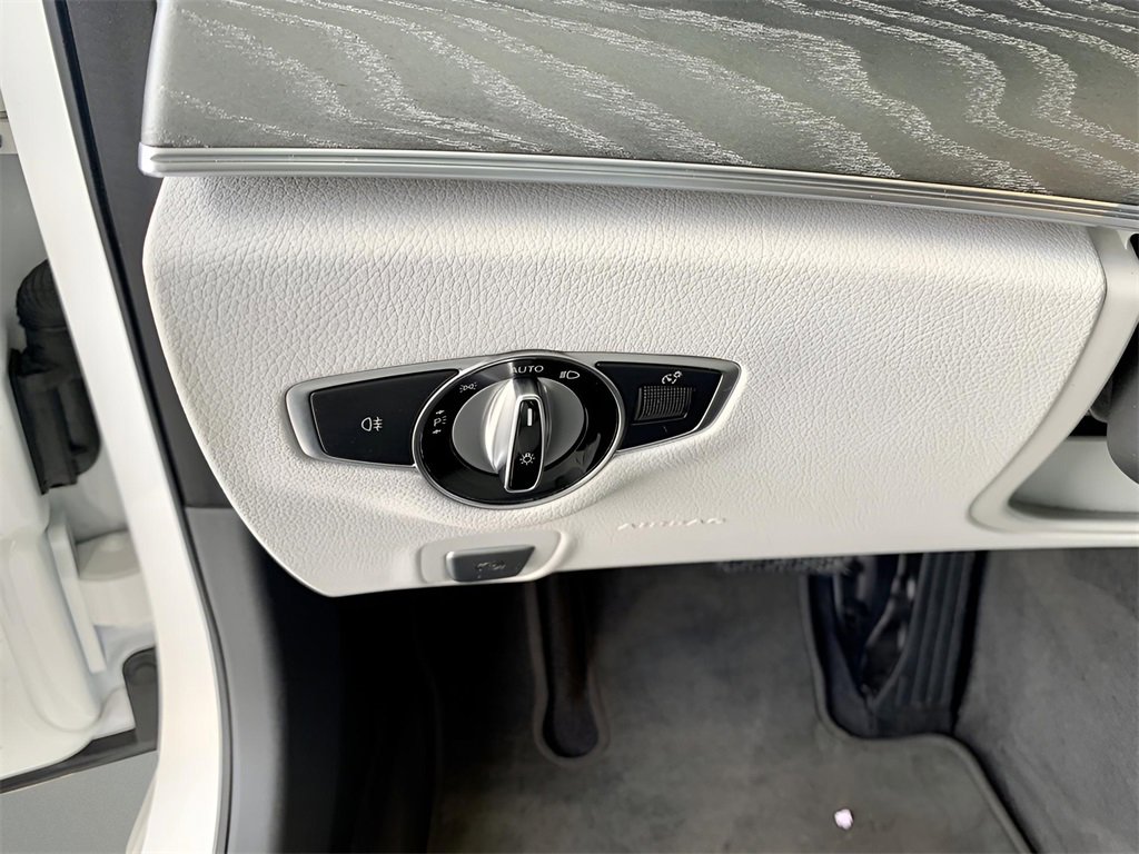 Used 2021 Mercedes-Benz E 350 Sedan image 30
