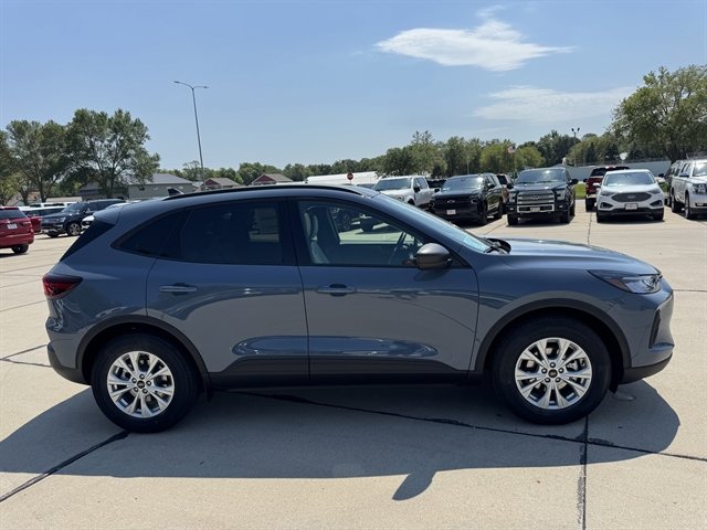 New 2025 Ford Escape Active w/ Tech Pack #1 image 3