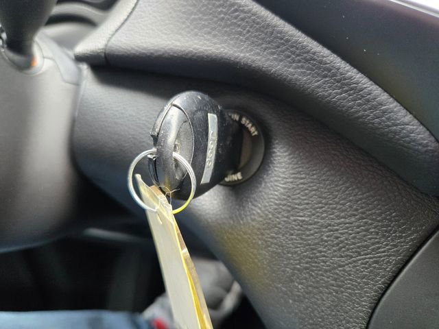 Used 2019 Jeep Cherokee Latitude w/ Popular Appearance Group image 25