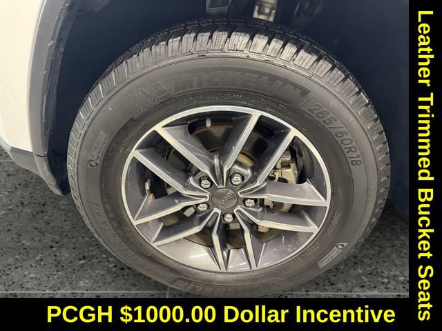 Used 2019 Jeep Grand Cherokee Limited w/ Luxury Group II image 24