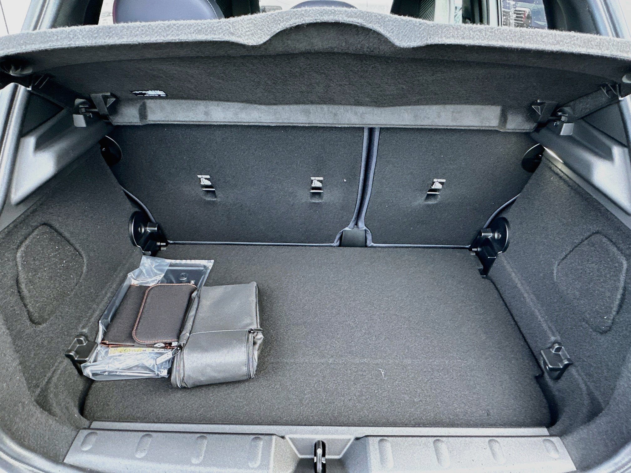 New 2026 MINI Cooper 4-Door Hardtop FWD image 19