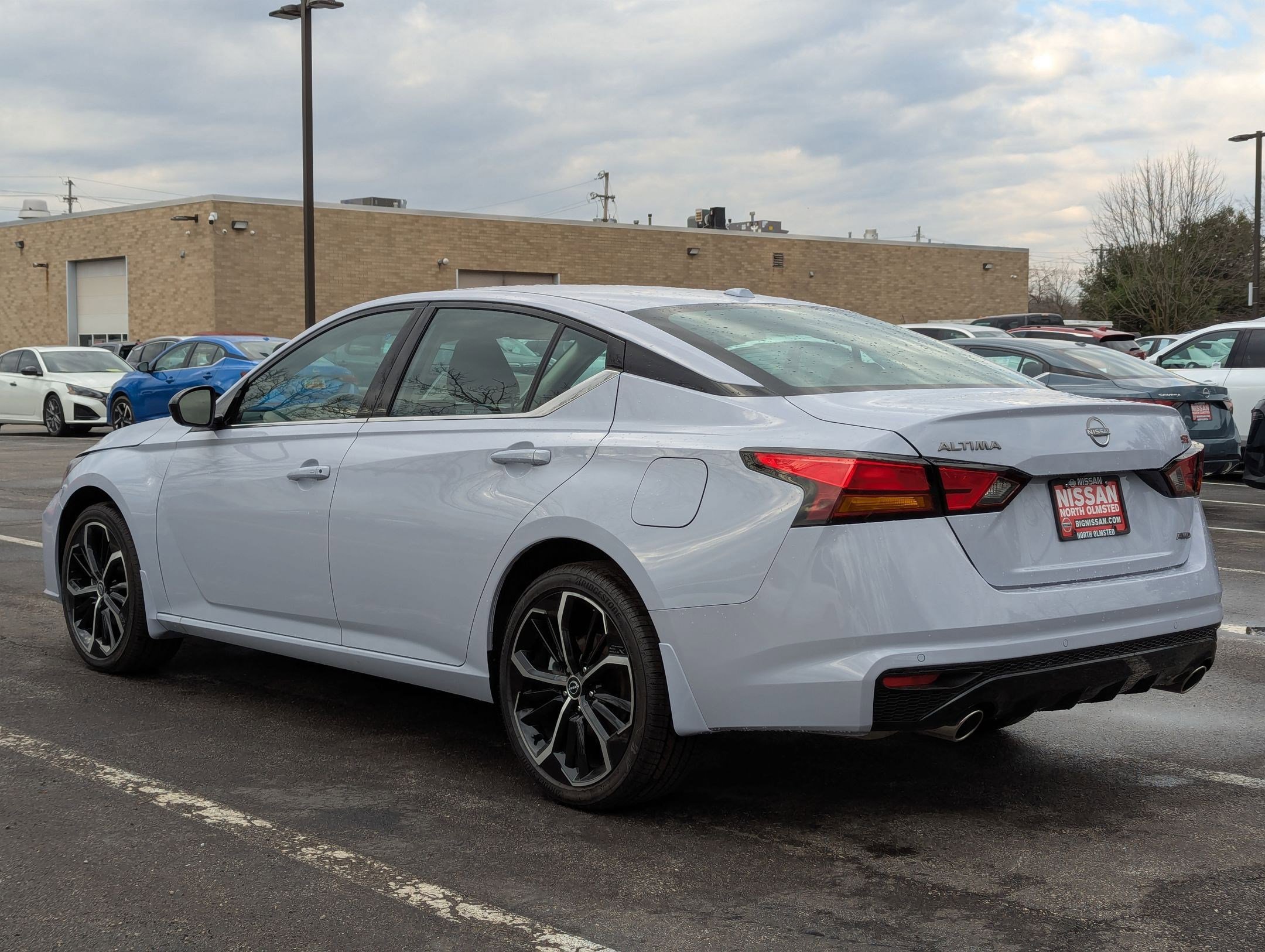 New 2025 Nissan Altima 2.5 SR w/ SR Premium Package image 9