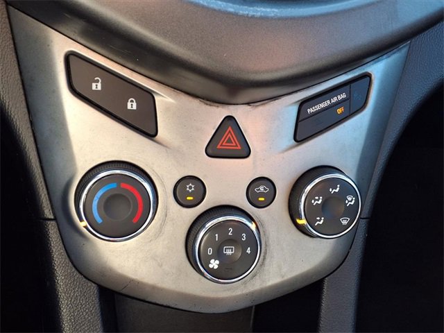 Used 2015 Chevrolet Sonic LT image 18