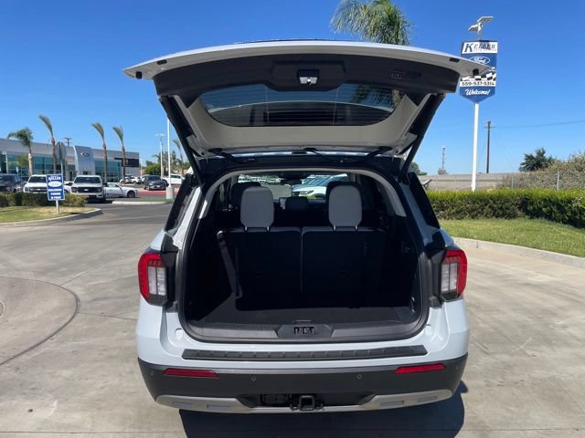 New 2026 Ford Explorer Active w/ Active Comfort Package RWD image 22