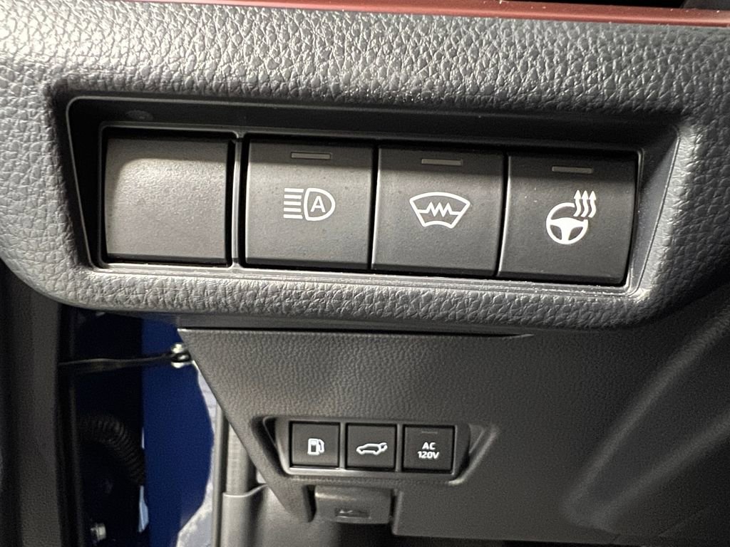 Used 2025 Toyota Prius XSE Premium image 39