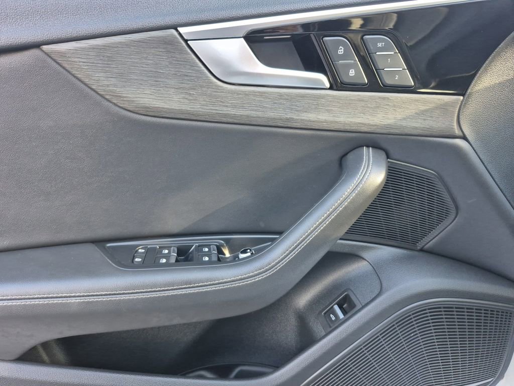 Used 2023 Audi A4 2.0T Premium Plus image 6