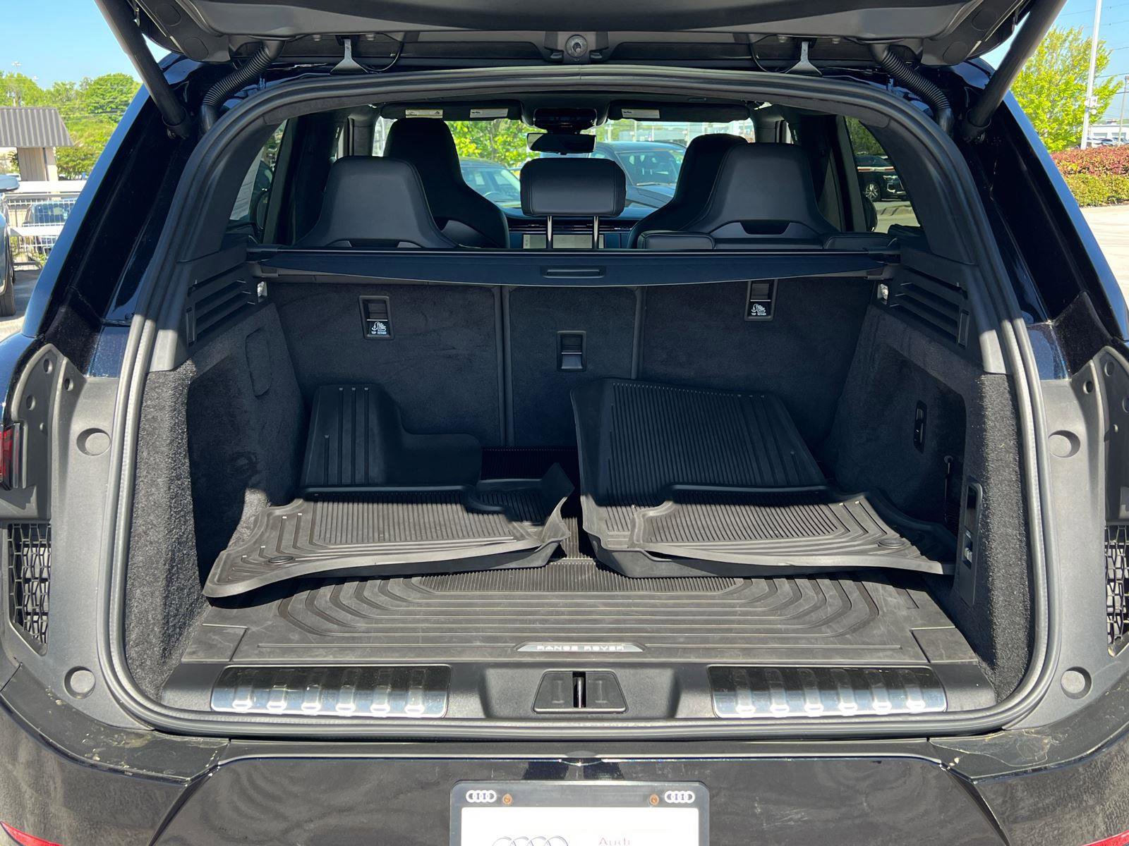 Used 2025 Land Rover Range Rover Sport SV Edition Two AWD/4WD image 18