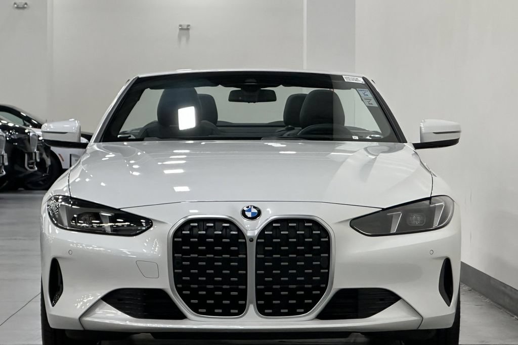 Used 2025 BMW 430i Convertible w/ Premium Package RWD image 9